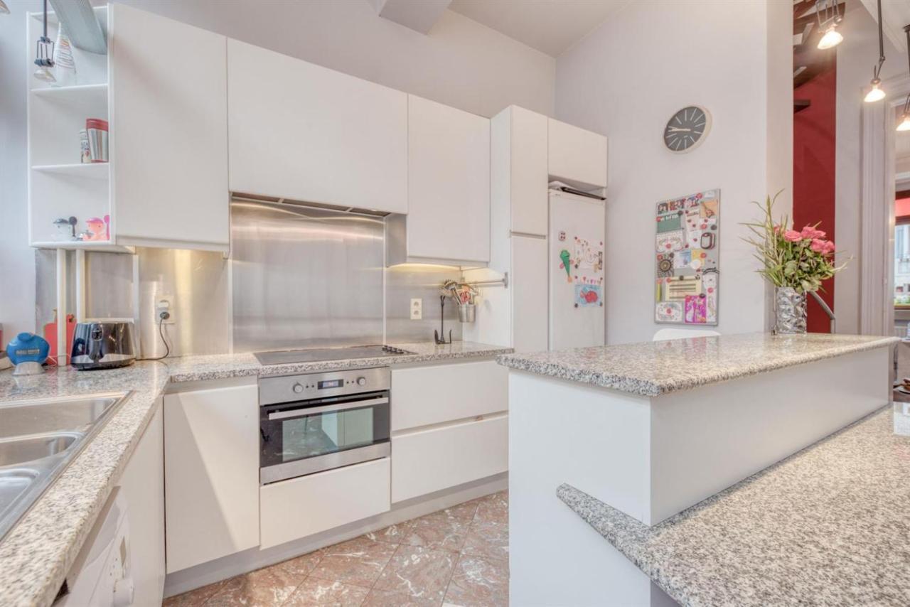 Appartamento Duplex situé au centre du cœur historique de Liège Esterno foto