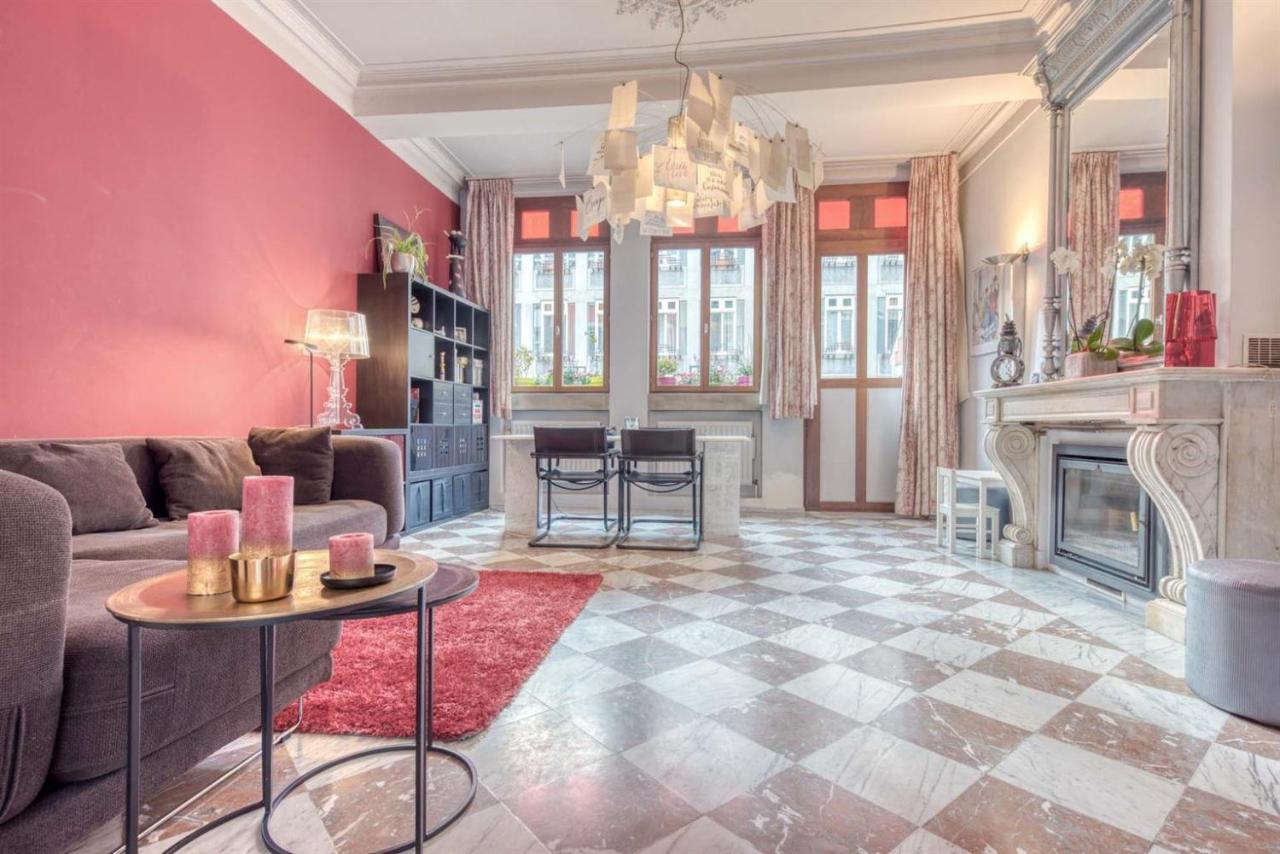 Appartamento Duplex situé au centre du cœur historique de Liège Esterno foto